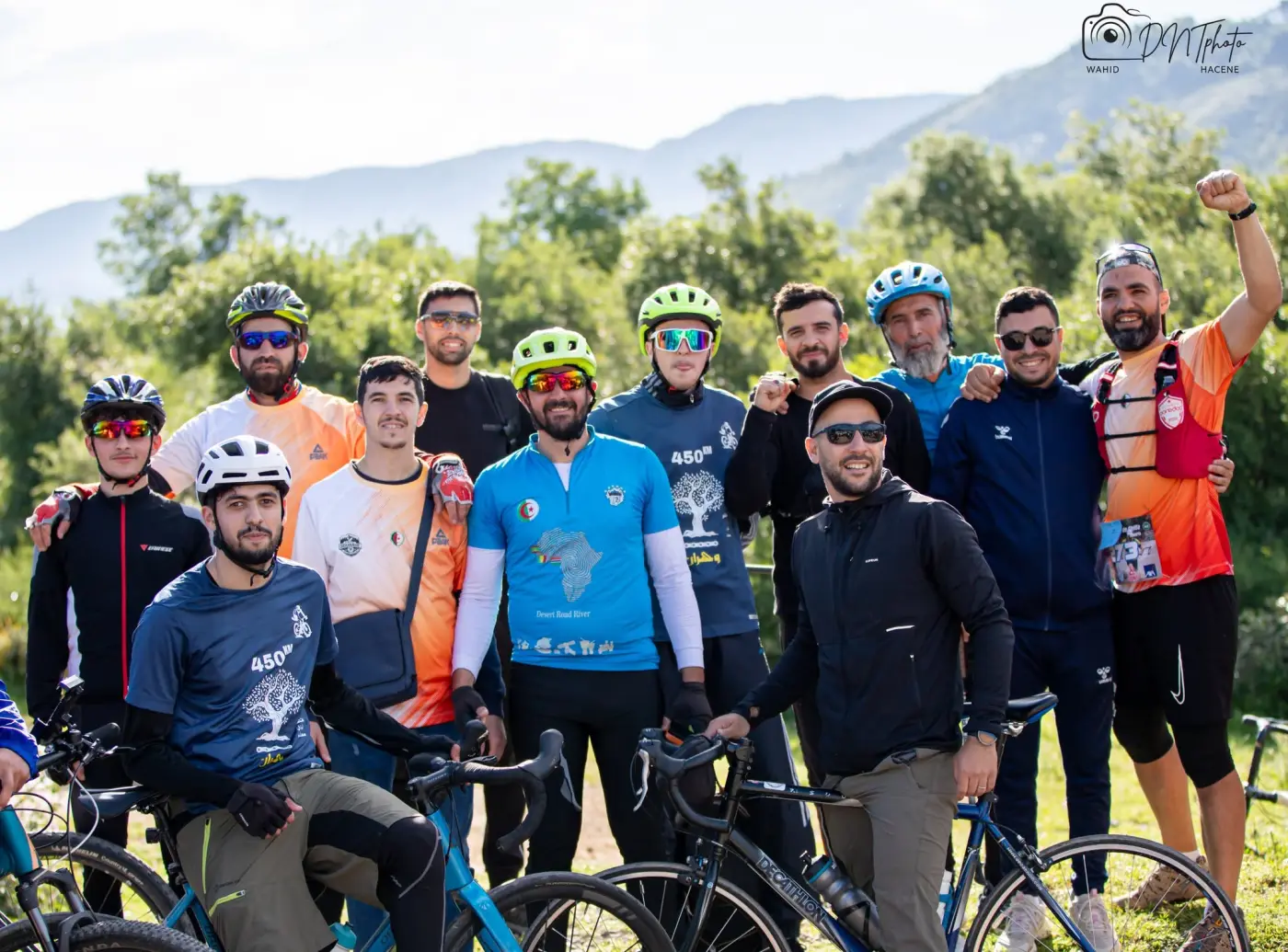 Cyclistes accompagnant l'événement